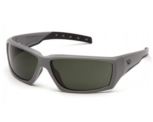Очки защитные открытые Venture Gear Tactical OverWatch Gray (forest gray) Anti-Fog, чёрно-зелёные в серой оправе Очки защитные открытые Venture Gear Tactical OverWatch Gray (forest gray) Anti-Fog, чёрно-зелёные в серой оправе